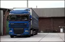 Bei HERMESMANN aus Letmathe haben in der letzen Zeit  neue  Fahrzeuge einzug gehalten. Im Bild ein DAF XF105.460SC  SpaceCab . (23.08.2010)