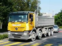 Mercedes Actros Kipper unterwegs in Zug am 20.08.2010