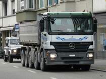 Mercedes Actros Kipper unterwegs in Zug am 20.089.2010