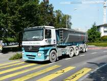 Mercedes Actros Sattelschlepper unterwegs in Zug am 20.08.2010