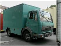 Mercedes Benz 1219, Schaustellerfahrzeug aufgenommen am 02.08.2010.