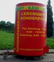 Joghurt mona Werbe Verkaufsanhnger in Dosenform in RE 21/08/2010