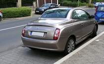 Nissan Micra CC. Fotografiert: Juli 2010.