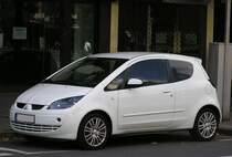 Mitsubishi Colt CZ (2002-2008). Fotografiert: Juli 2010.