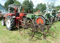 Renault Super 5 mit Gabelwender ausgestellt anl. Ortsjubilum  850 Jahre Bckels  in 36100 Petersberg-Bckels, August 2010 