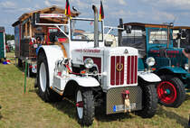 Hanomag Robust 800 als Zugmaschine fr Schaustellerwagen - Eu-Kirchheim 14.08.2010