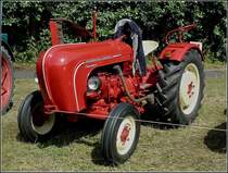 Porsche Diesel Standard Traktor aufgenommen am 01.08.2010 beim Oldtimertreffen in Prm.