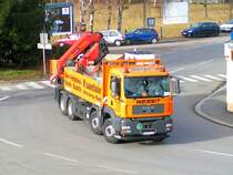 MAN 4Achser einer Betonfirma f�hrt mit einem 2Achsh�nger Richtung V�cklabruck; 080201