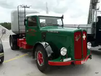 Ein Saurer mit Silotank am Saurer Oldtimer Treff in Niederbipp am 28.08.2010