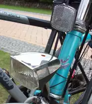 Fahrrad „ Scheinwerfer“ mit separatem Reflektor 29/08/2010