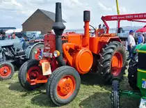 I.A.M.E. Pampa T-01 Baujahr 1952, 55 PS, Argentinische Produktion, EU-Kirchheim 14.08.2010