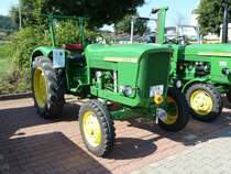 John Deere - Lanz ausgestellt bei der 2. Traktorenausstellung  Ahle Bulldogge us Angeschbach oh Lannehuse  am 05.09.2010 in Angersbach 