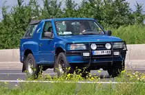 Opel Frontera auf der A61 bei Heimerzheim - 31.08.2010