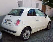 FIAT 500 in cremewei gesehen in Neustadt i.H. 03/09/2010