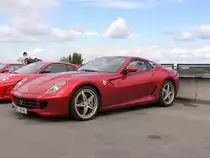 Seitenansicht, Ferrari 599GTB auf dem Hungaroring Paddock. Ferrari Racing Days 2010, Budapest, dritten September