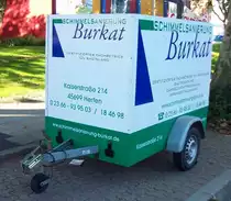 1achs PKW Kasten Anh�nger mit Werbung Burkart in Herten 05/09/2010