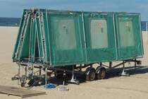 Trampolin Transportanhnger am Strand von Travemnde 02/09/2010