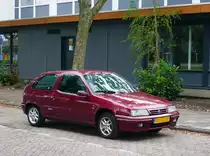 Citro�n ZX 1.6i fotografiert in Leiden, Niederlande am 25-07-2010.