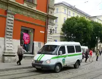 GAZ Gazelle Geldtransportwagen fotografiert in Lviv, Ukraine am 25-05-2010.