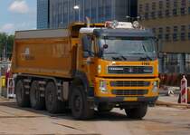 Terberg FM2000 fotografiert in Rotterdam, Niederlande am 11-08-2010.