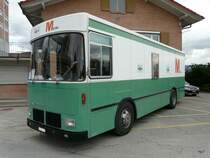 Ein Saurer mit Kastenaufbau (Rollender Verkaufsladen) am Saurer Oldtimer Treff in Niederbipp am 28.08.2010