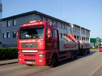 MAN_TGA25.480 von Mattersdorfer durchfhrt das Stadtgebiet Ried i.I.;100825