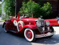 Cadillac-353 Fleetwood-Roadster aus dem Jahr 1930 nimmt mit der Start-Nr16 bei der 15e Vierlanden-Veteranen-Rally teil;100629