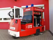 Feuerwehr E-Karre im Floriansdorf in Aachen. 