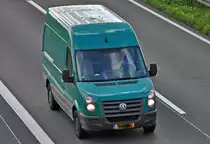 VW Crafter aus den Niederlanden auf der A61 bei Rheinbach - 16.09.2010