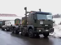 Ein Iveco Trakker f�r Kontainer transporte am 22/02/10.