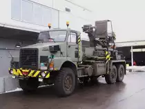 Ein Volvo mit Kran in Donaueschingen am 22/02/10.