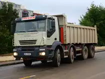 Iveco Trukker 380 am 24.09.2010 an einer Baustelle an der Forckenbeckstrasse in Aachen.