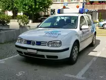 Eim VW Golf Streifenwagen der Neuenburger Kantonspolizei abgestellt in Boudry am 12.09.2010