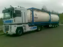 Renault Magnum AE 400 an der Grenze Belgien-Deutschland zwischen Sankt
Vith und Pr�m.