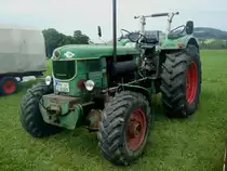 Deutz 8005, luftgek�hlter 6-Zyl.4-Takt-Reihenmotor, 5104ccm/80PS, wurde von 1965-66 gebaut,
Traktortreffen St.Peter Aug.2010