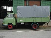 Hanomag MARKANT am 19.9.2010, Hafentreffen 2010 in Hamburg im Hafenmuseum Schuppen 50
Baujahr 1960 - /  70 PS,  80 PS ab 1965, / Pritsche, 3260 kg Nutzlast, 5700 kg Gesamtgewicht