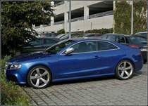 Schner Audi S5 aufgenommen in Bahnhofsnhe von Passau am 17.09.2010.