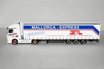Mercedes-Benz Actros LH Lowliner-Sattelzug  Lynen / Mallorca Express  
