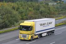 Renault Magnum Sattelzug, auf der A2 bei Lehrte, am 02.10.10