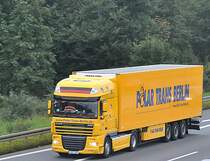 DAF XF, Sattelzug auf der A2 bei Lehrte, am 02.10.2010