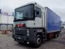 RENAULT aus Italien tourt mit Zirkus Louis-Knie jun. durch sterreich, ;100925