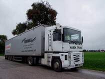 RENAULT-Magnum aus Ungarn hlt mit dem Steirischen Sattelauflieger seine Wochenendruhe in Neuhofen/Innkr. ;100926