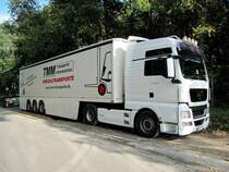 MAN TGX 18.540 Sattelzug am 05.10.2010 bei H..