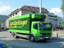 Mercedes 1524 mit Kastenaufbau unterwegs in Nidau am 03.09.2010