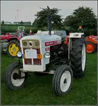David Brown 990 BJ 1973, 4 Zyl, 3195 ccm, 58 PS aufgenommen am 18.09.2010 beim Traktorentreffen in Weiswampach.
