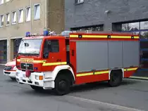 MAN 14.224 der Berufsfeuerwehr Bielefeld als R�stwagen. Aufgenommen vor der Hauptwache der BF Bielefeld.