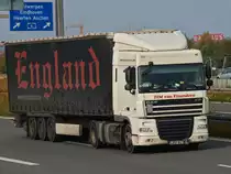 Ungarischer Daf XF 105.410 mit Planenauflieger am 07.10.2010 auf der A4 im Autobahnkreuz Aachen Fahrtrichtung K�ln.