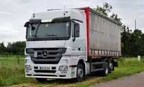 MB Actros 2544 Pritsche, abgestellt in Odendorf (Rhein-Sieg Kreis) 19.09.2010