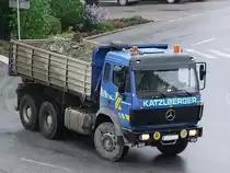 MB 2635 beim Abtransport von Erdaushubmaterial;101001