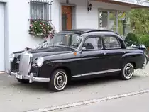 Mercedes 180 in Tobel (CH) am 09/10/10.